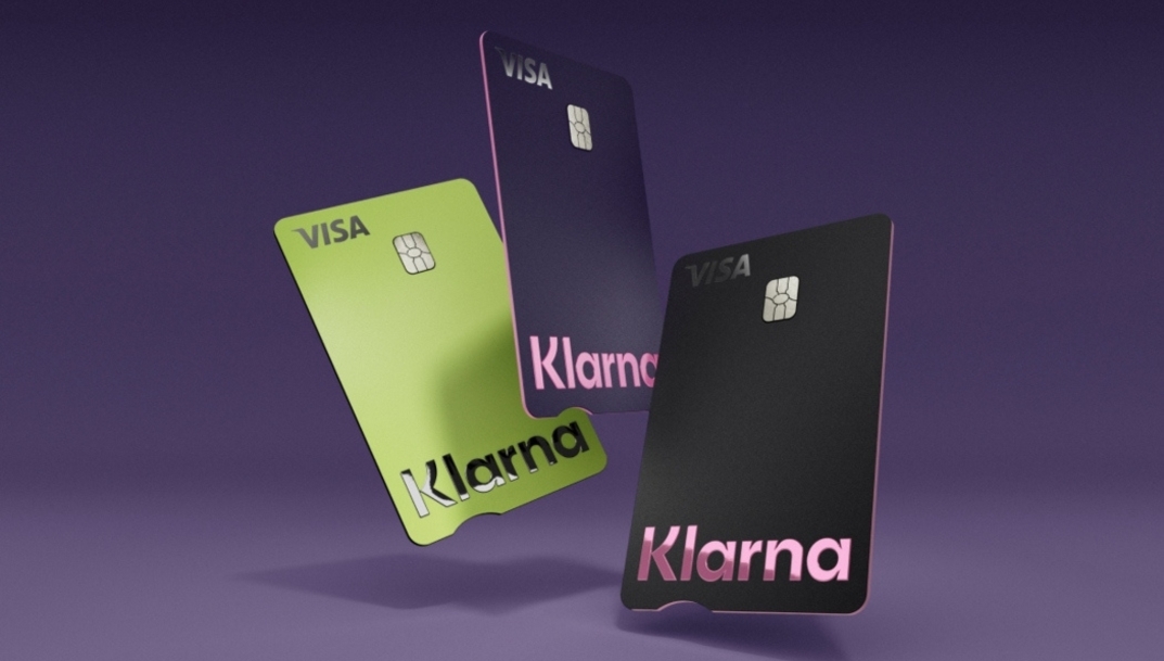 Klarna lanza su tarjeta de débito y desbloquea el pago en tres plazos sin intereses en cualquier compra