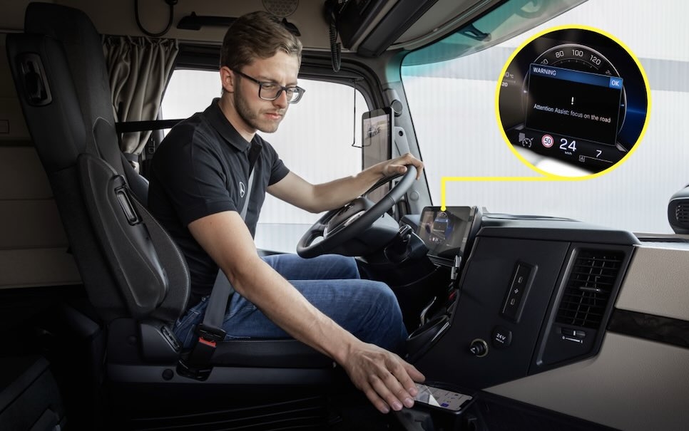 Mercedes-Benz Trucks quiere seguir liderando la seguridad activa con sus camiones. - 