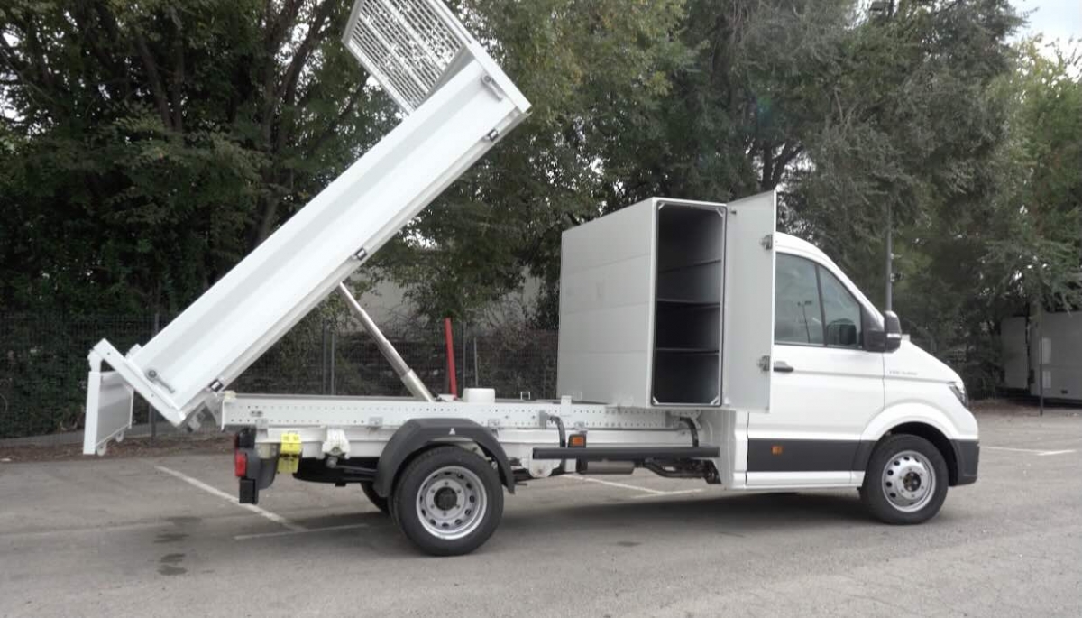 De la mano de JPM MAN propone este basculante para TGE.