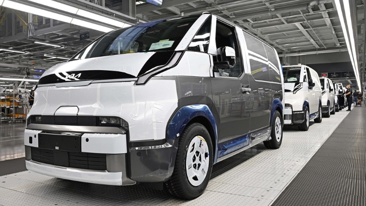 Kia abre una gran fábrica de vehículos comerciales eléctricos en Corea
