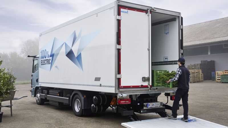 La tecnología de carga rápida del eTGL permite recargar las dos baterías del 10 al 80% en aproximadamente 35 minutos, explican desde MAN.