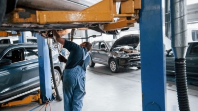 La factura del taller se elevó un 0,4% en octubre y en lo que va de 2025 ya aumenta un 3,3%, casi un punto por encima del IPC (2,4%)