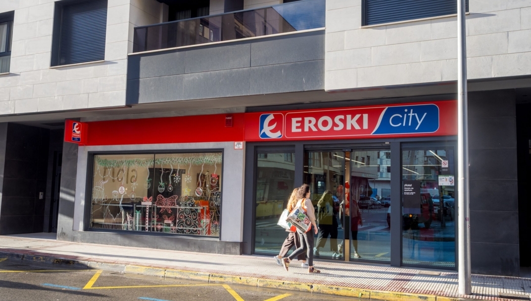 Eroski estrena un supermercado City en Calahorra (La Rioja)