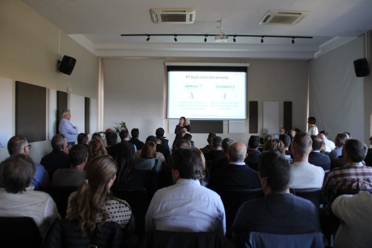 Los talleres de Marina Alta celebran en Benidorm su tercera convención con la FP, Verifactu y riesgos labores como temas estrella