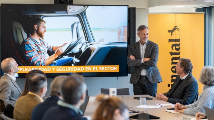 La desconfianza de los transportistas a las 44 toneladas ha crecido una vez que han entrado en vigor