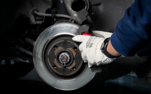 El drama de las listas de espera en Pontevedra: hay que esperar más para reparar un motor que para pasar por quirófano