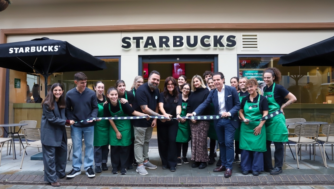 Starbucks inaugura su primer local en Gibraltar y suma 225 tiendas en Iberia