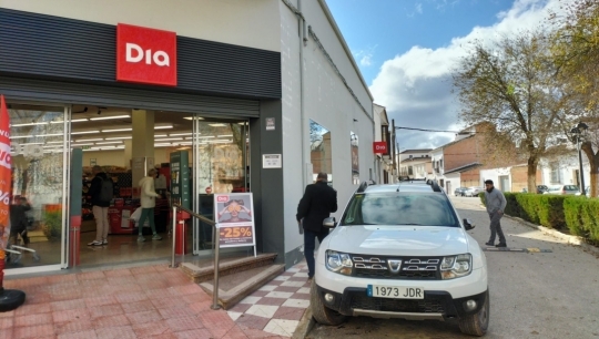 Dia renueva su tienda de Pedrera (Sevilla) para adaptarla a su nuevo formato