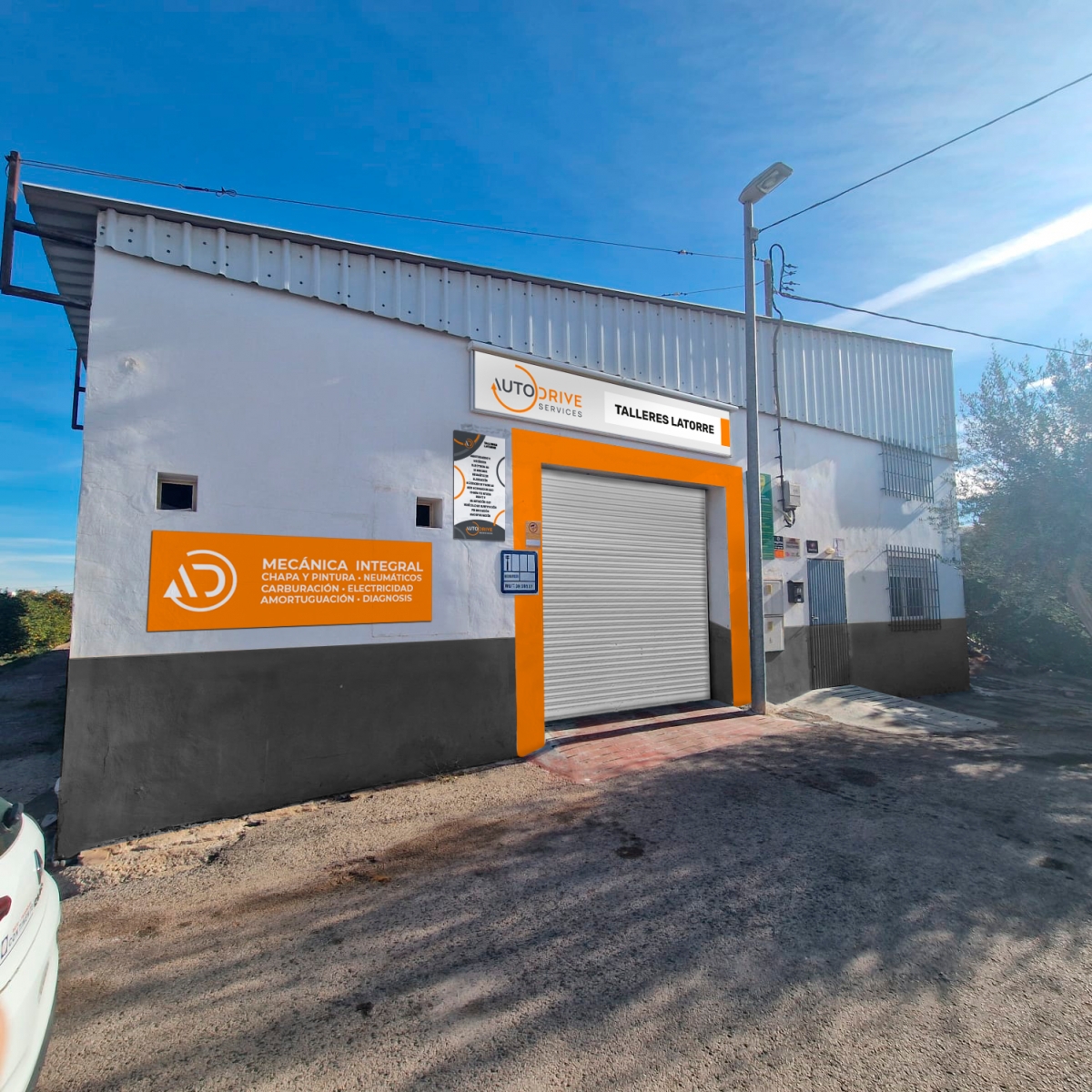 Talleres Latorre, miembro AutoDrive Services en Llano de Brujas (Murcia).