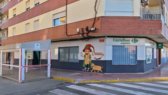 Carrefour abre en Alginet (Valencia) una tienda Express con churrería anexa