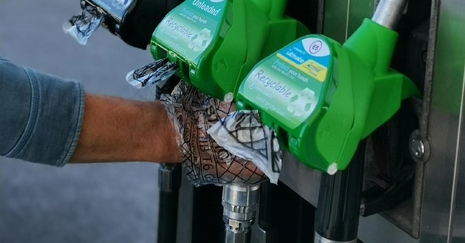 El Gobierno retoma su intención de subir el impuesto del gasóleo