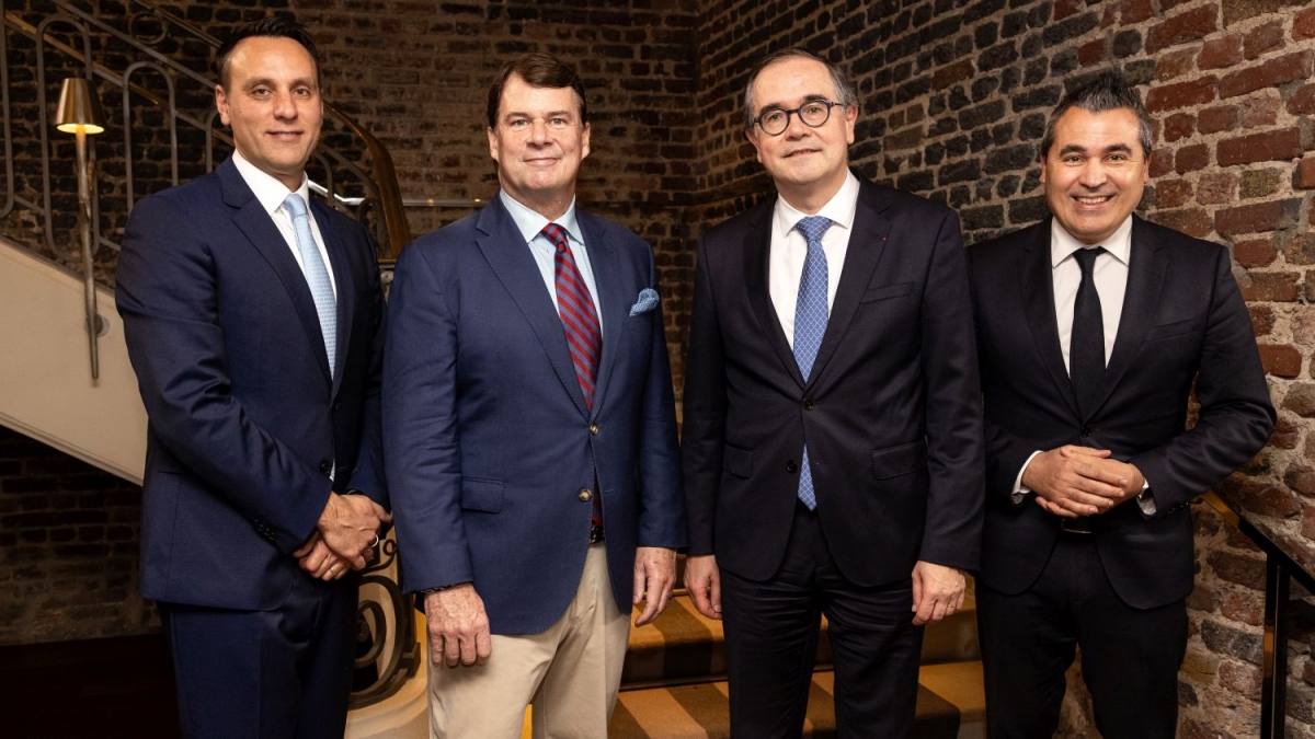 Ford y Renault explorarán la fabricación conjunta de comerciales ligeros para ambas marcas