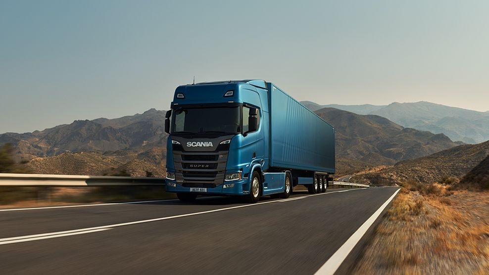 Scania se dispone a cerrar un 2025 de récord en España y se propone liderar el mercado nacional de pesados en 2026