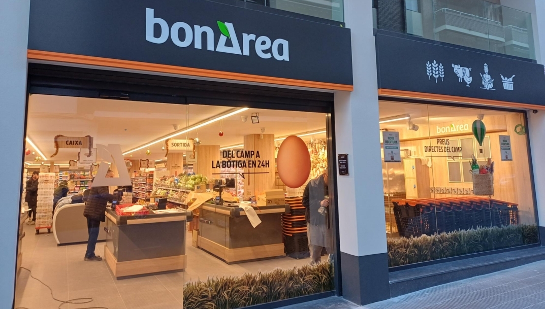 BonÀrea gana superficie comercial y surtido con el traslado de una de sus tiendas de Igualada (Barcelona)