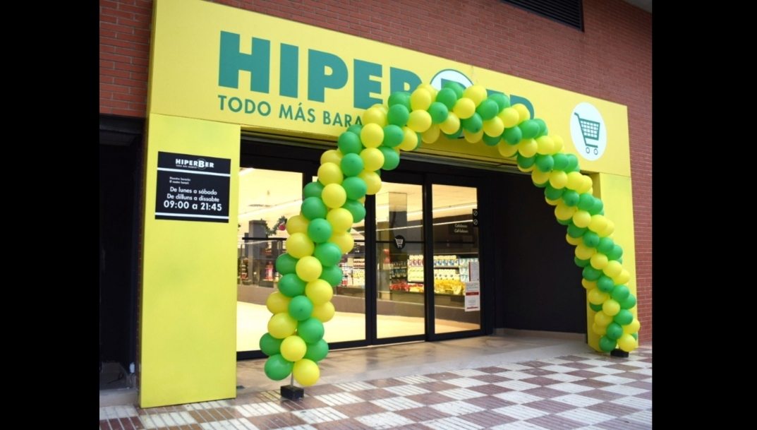 Hiperber abre su cuarto supermercado del año en Tavernes de la Valldigna (Valencia)