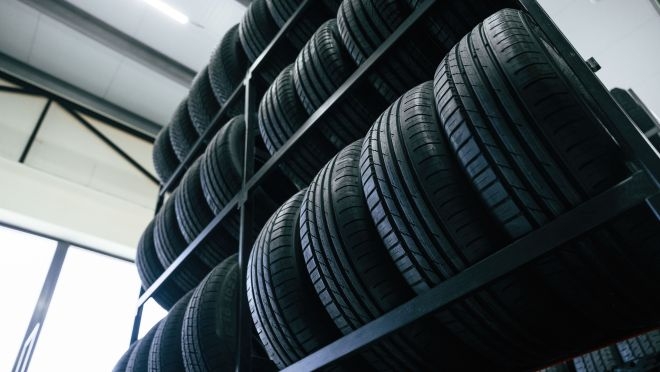 El precio interanual de los neumáticos subió un 1,5% en noviembre y se mantiene con holgura por debajo del IPC (3%)