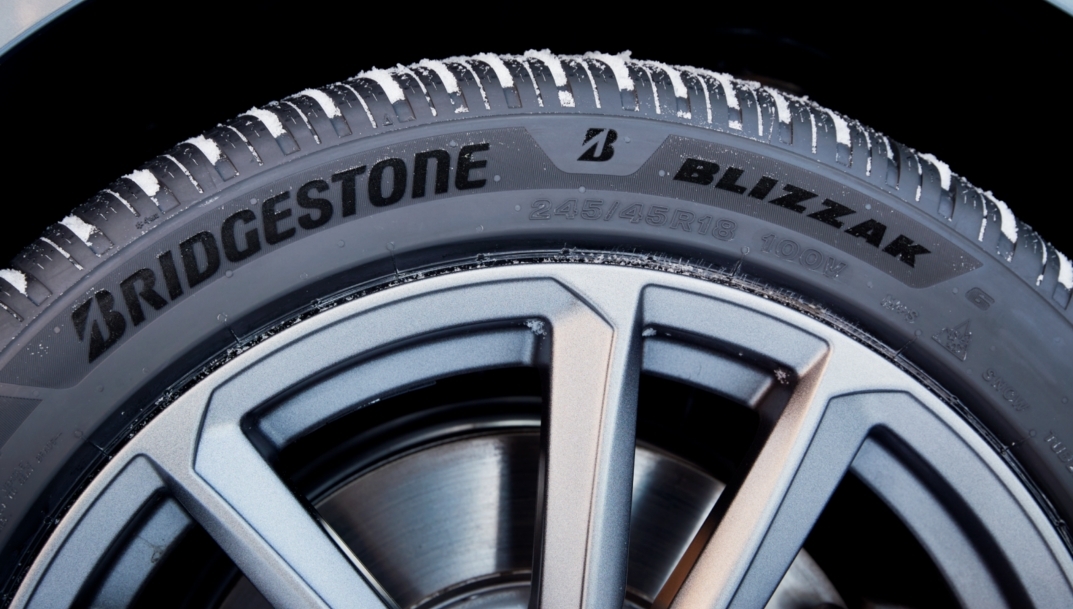 Bridgestone sobresale en 2025 con sus neumáticos Blizzak 6, Turanza All Season 6 y Potenza Sport