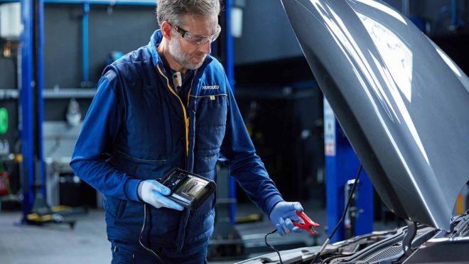 Baterías, motor de arranque, bujías, calentadores... Las averías más frecuentes cuando el vehículo no arranca por el frío