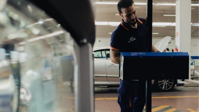 Más de uno de cada cuatro (26%) defectos graves en las ITV madrileñas fue por fallos en el alumbrado y la señalización del vehículo