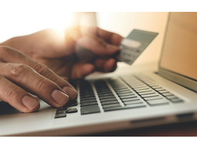 Cuatro de cada diez consumidores cuando compran Premium ya lo hacen online