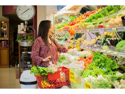 Los españoles se gastan más de 10.000 millones en fruta y verdura, un 7,3% más