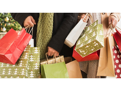 Los españoles esperan gastar 255€ para las compras navideñas