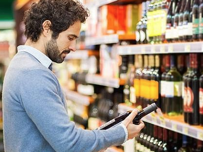 Aumento el consumo de vino en el hogar pero no compensa la caída de ventas causada por la pandemia