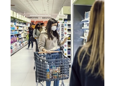 Consum incorpora mangos de carro libres de COVID