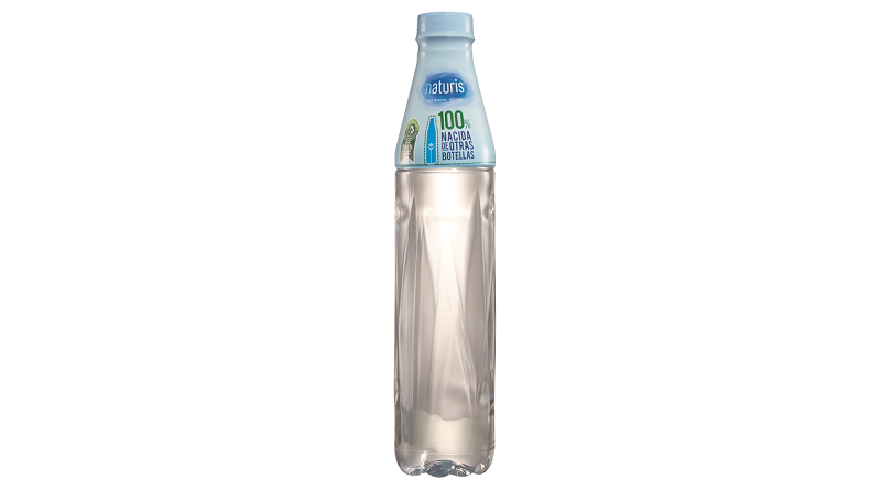Lidl lanza la primera botella de agua de marca propia 100% rPET