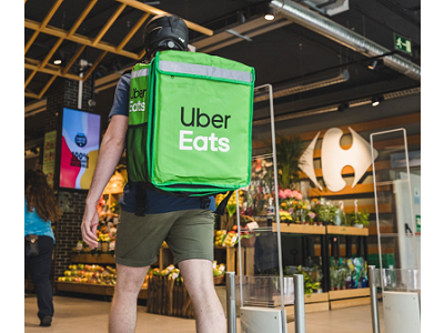 Carrefour y Uber Eats se asocian para llevar la compra a domicilio