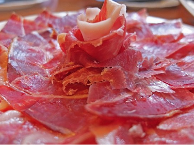El jamón curado gana terreno en el exterior en los primeros meses de 2022
