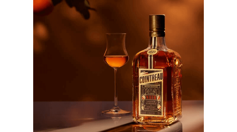 Cointreau relanza Cointreau Noir