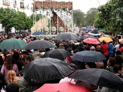 La hostelería vive una Semana Santa desigual y muy por debajo de lo esperado
