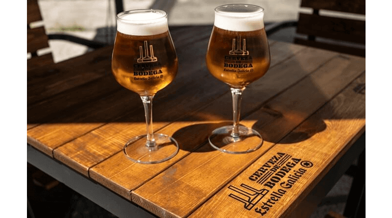 Hijos de Rivera desarrolla un mobiliario de terraza pionero en el sector cervecero español