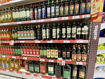 La mayoría de los supermercados analizados ha bajado el precio del aceite