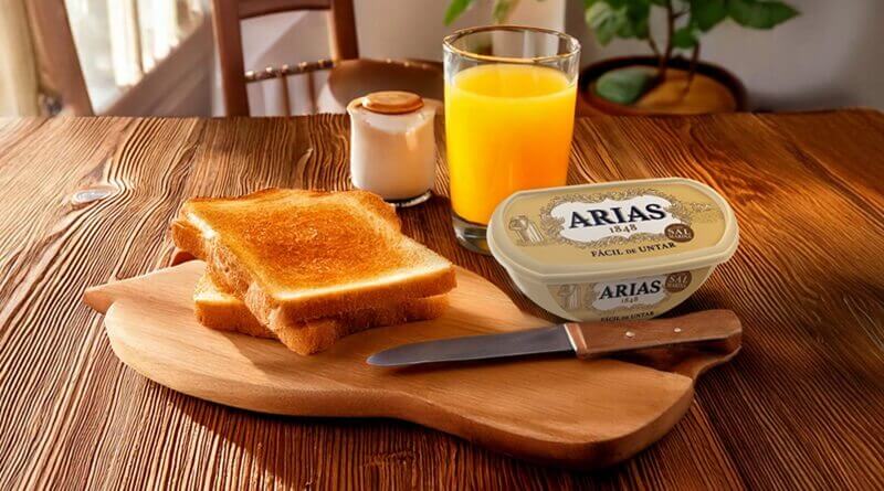 Arias lanza su nueva Fácil de Untar con Sal Marina