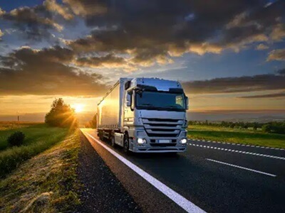 El transporte de mercancías por carretera mantiene su crecimiento por encima del 2%