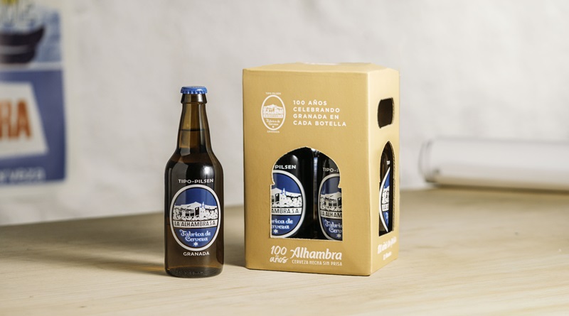 Cervezas Alhambra revive su icónica botella de los años 60