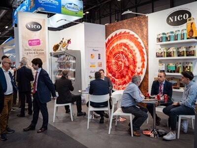 Presencia destacada de Nico Jamones en el Salón Gourmets con productos naturales y showcooking en directo