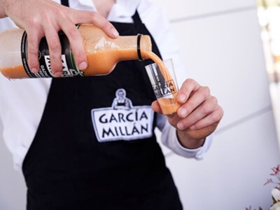 La Feria de Abril de Catalunya 2025 celebra un “Día del Gazpacho” de la mano de García Millán