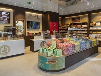 Lindt inaugura su primera boutique en el municipio madrileño de Las Rozas