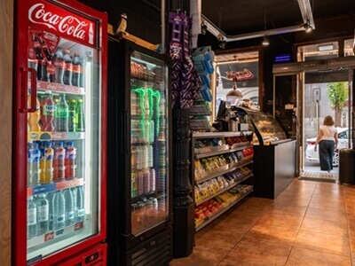 Coca-Cola lanza #SomosDeBarrio para impulsar el comercio de proximidad