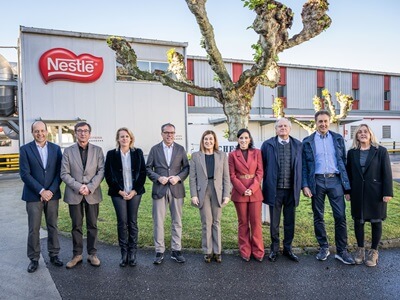 Nestlé invierte cerca de 75 millones de euros desde 2020 en su fábrica cántabra
