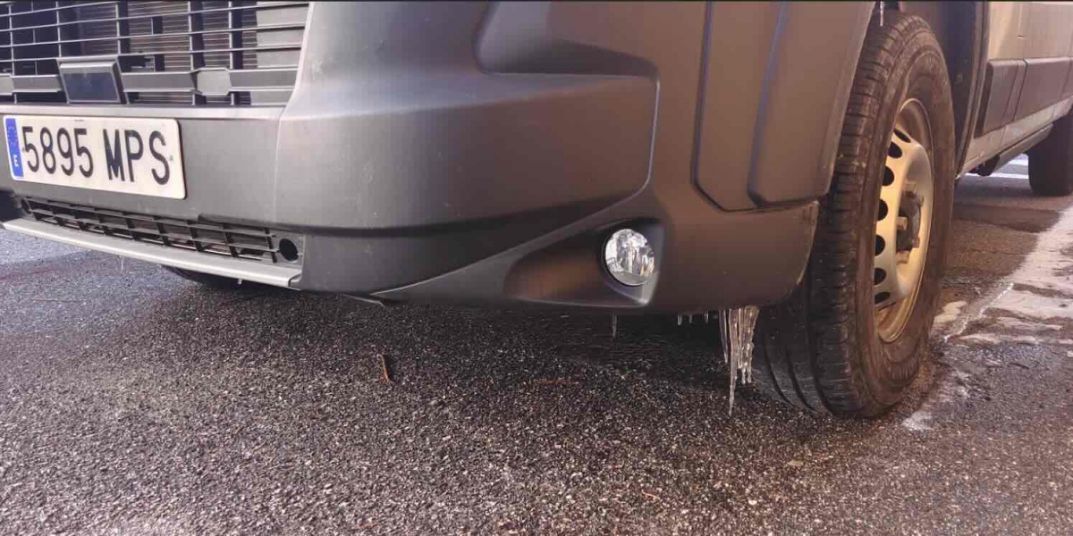 Los carámbanos se asomaron varios días a nuestra E-Ducato.