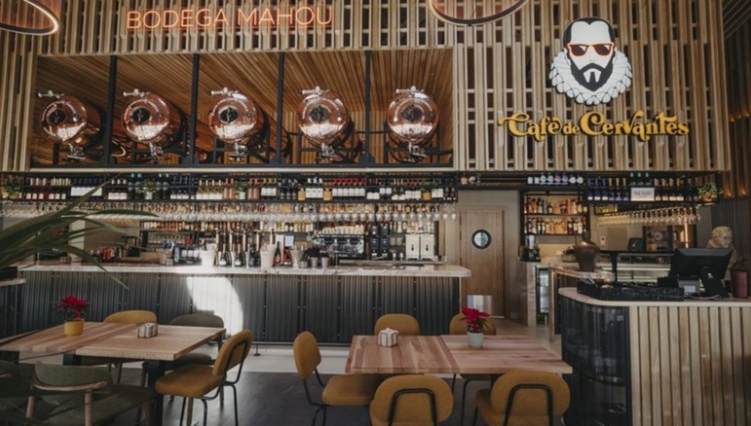 Grupo Casa Remigio crece en Madrid con la apertura del Café de Cervantes en la Plaza de España