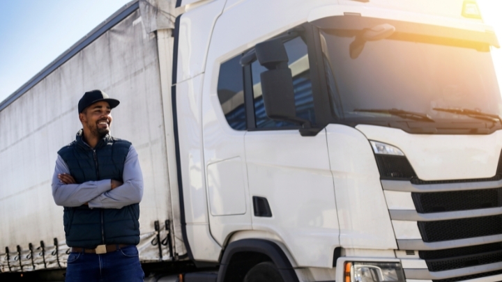 La creación de empleo en transporte y logística se desacelera en 2025