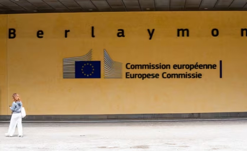 Europa matiza las condiciones de precios mínimos para exonerar de aranceles al coche eléctrico chino