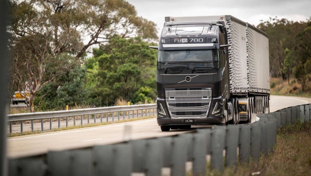 Volvo Trucks logra de nuevo cinco estrellas en la calificación de seguridad Euro NCAP con dos camiones Volvo FH