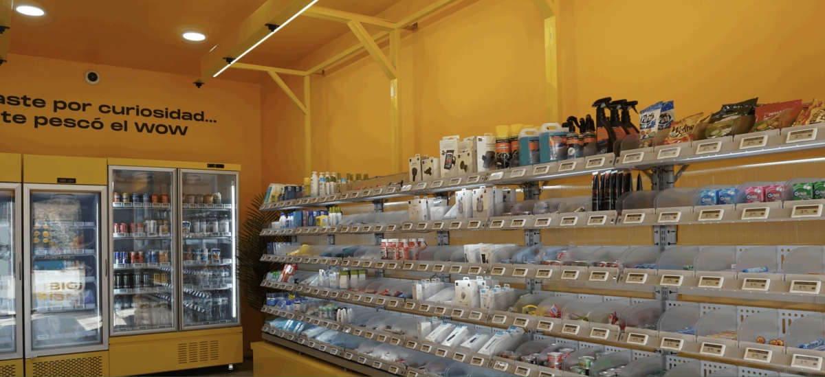 Interior de una tienda Big Fish.