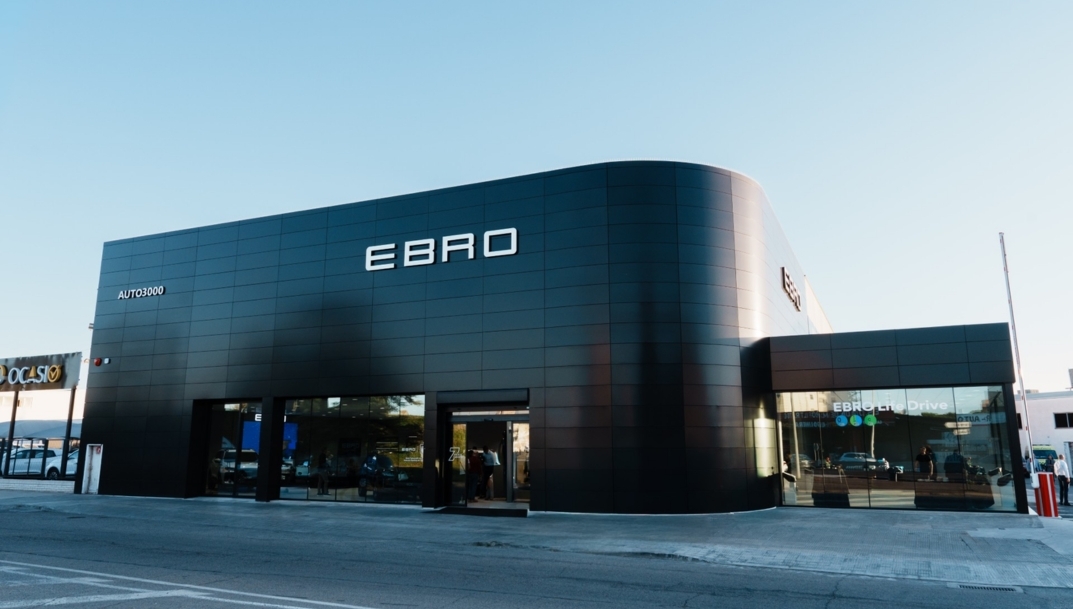 Ebro cerró 2025 con una red de 85 concesionarios en España y prevé llegar a los 120 en 2026
